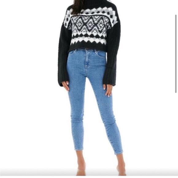 Free People Alpine black white gray wool alpaca cropped sweater size Small NWT - Picture 3 of 16